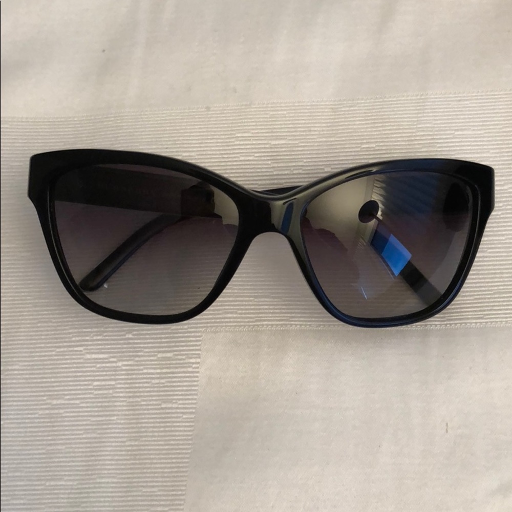 Burberry sunglasses